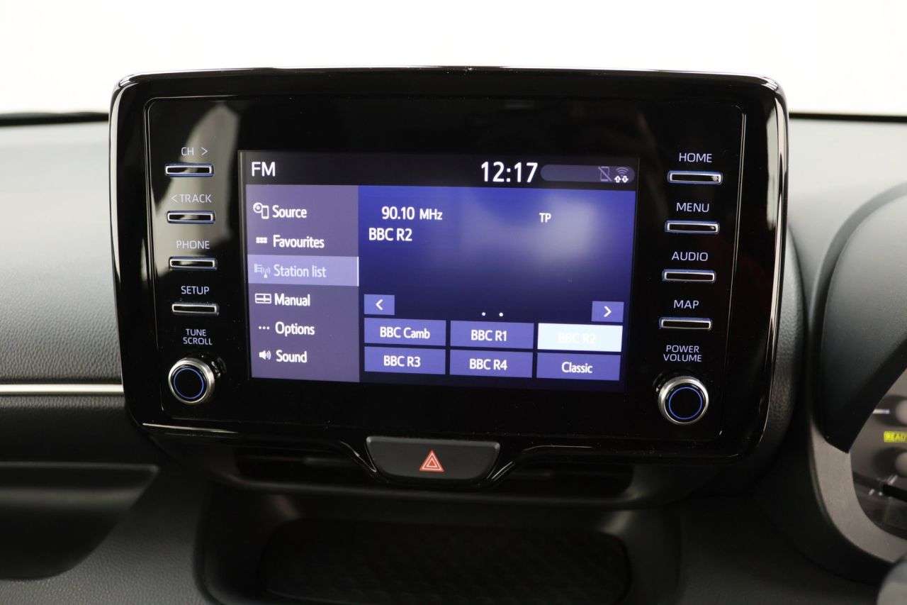 2021 TOYOTA YARIS 2021 TOYOTA YARIS