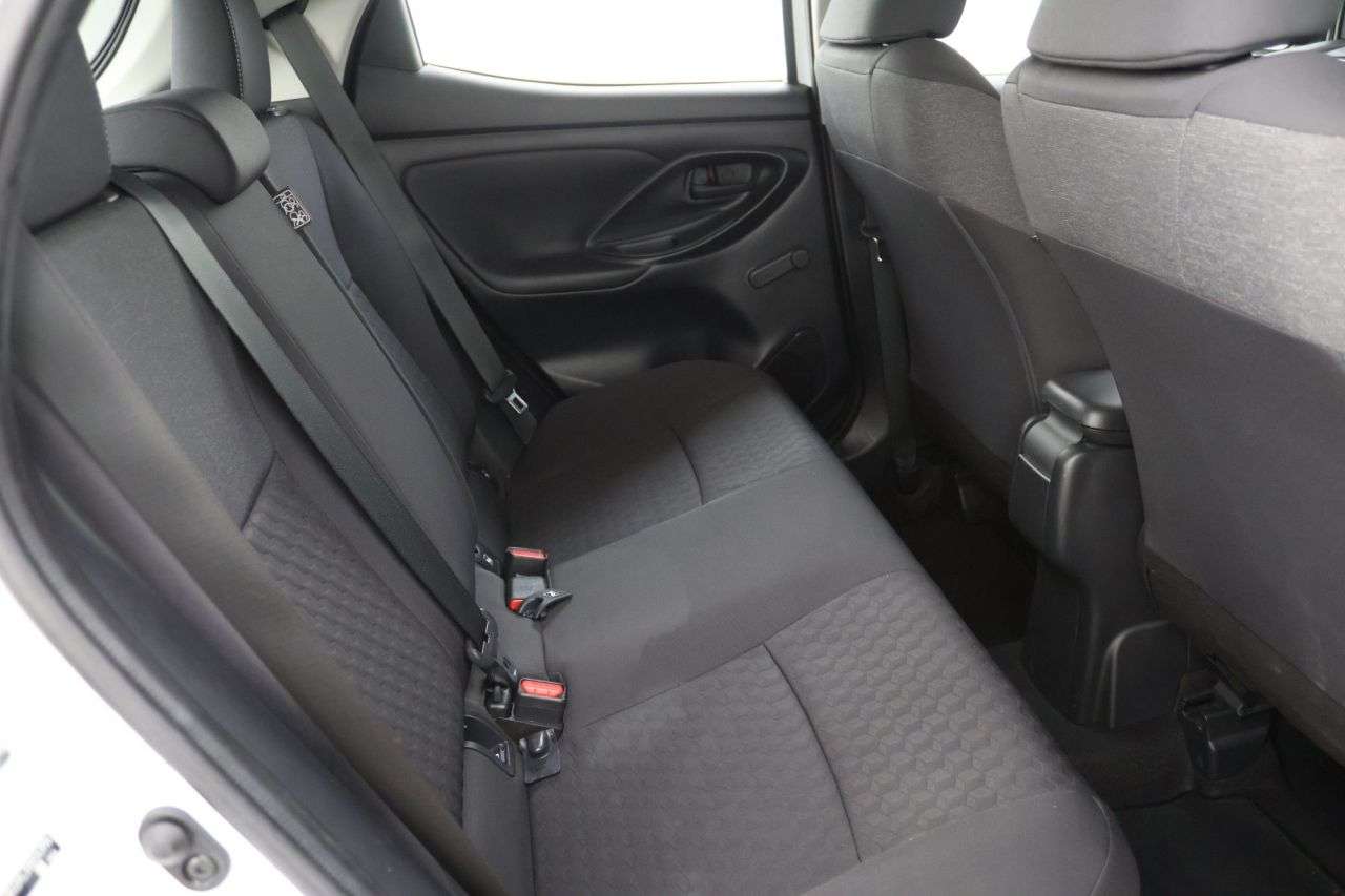 2021 TOYOTA YARIS 2021 TOYOTA YARIS