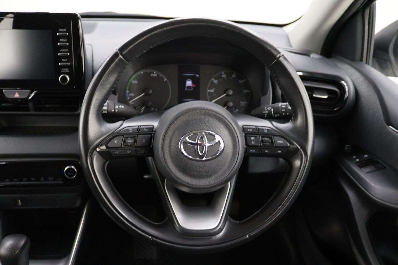 2021 TOYOTA YARIS 2021 TOYOTA YARIS