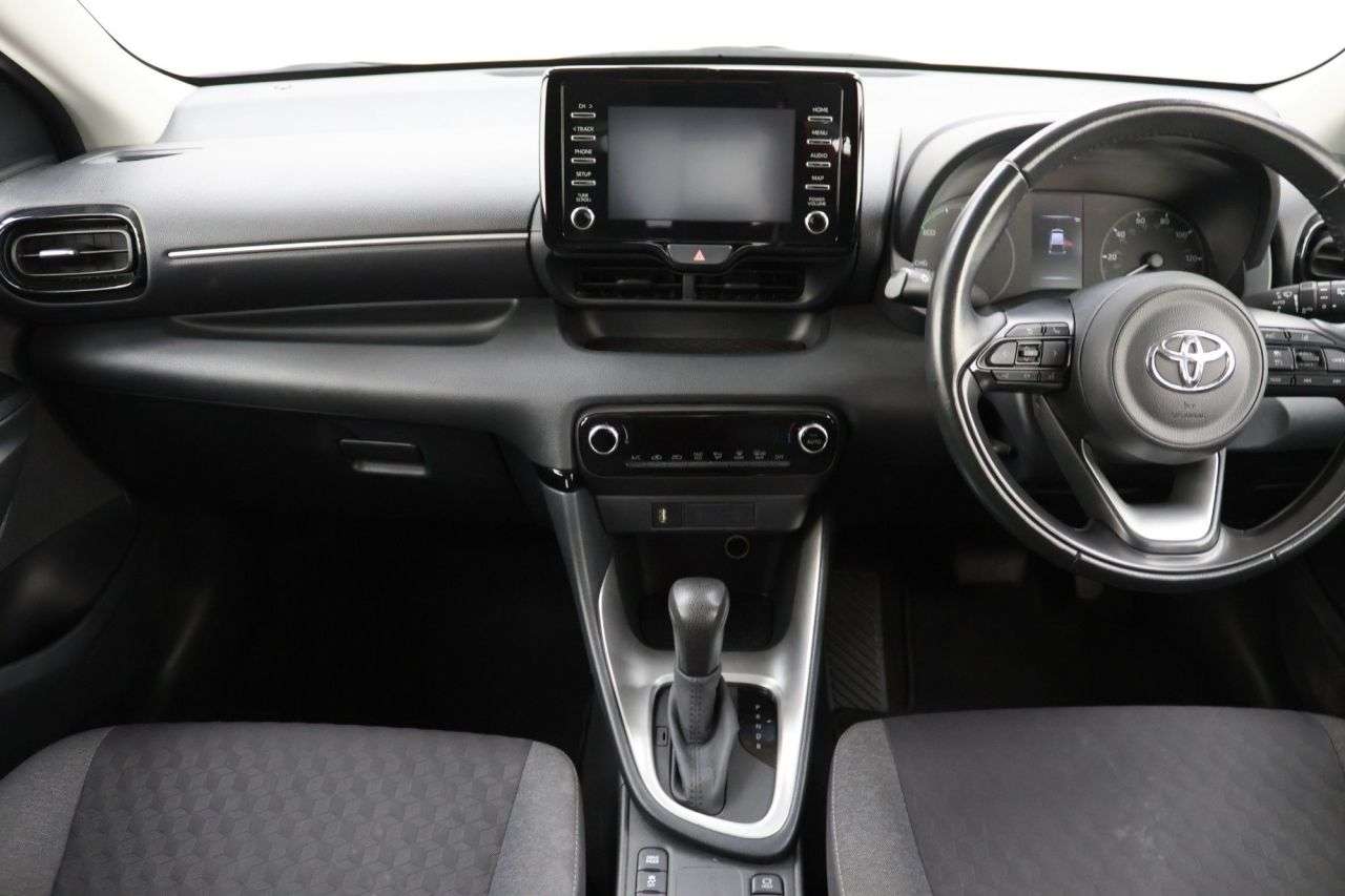 2021 TOYOTA YARIS 2021 TOYOTA YARIS