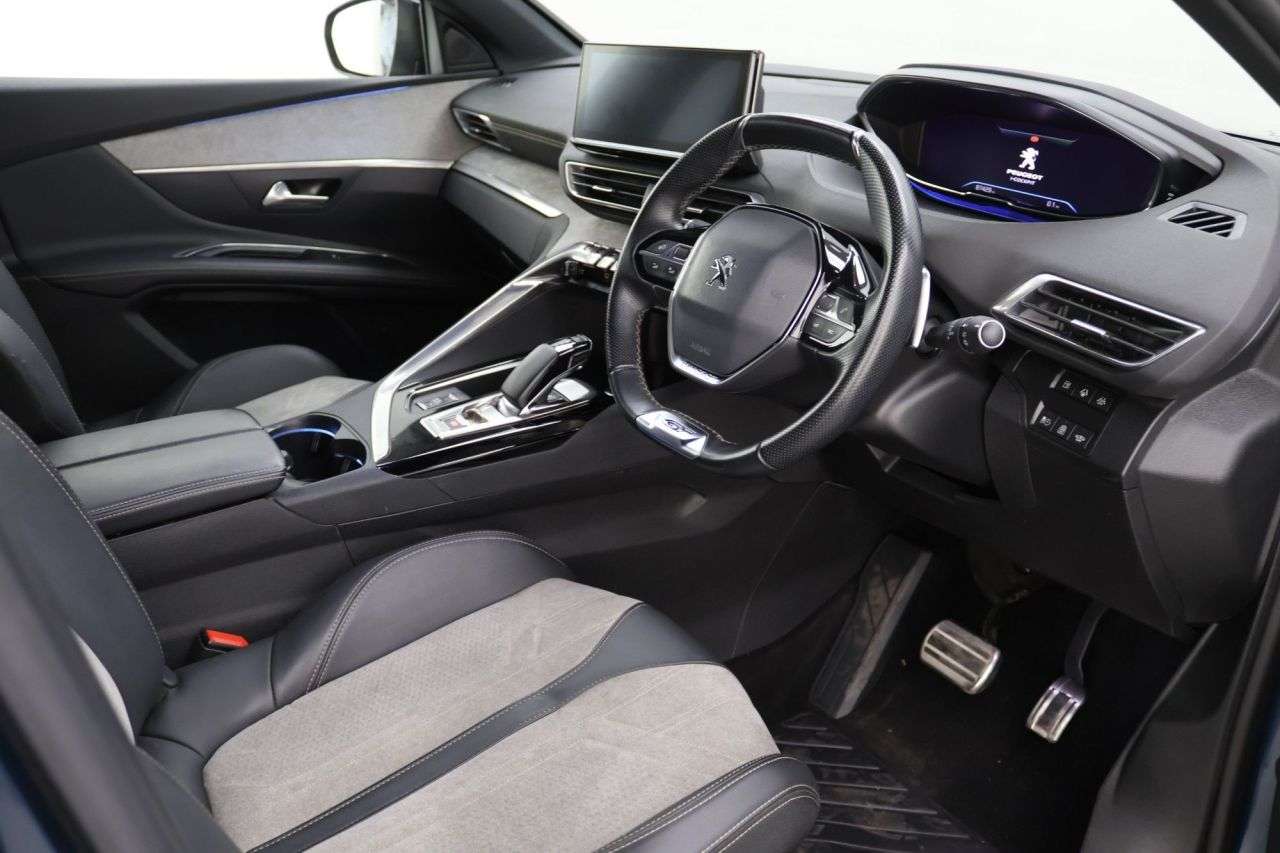 2021 PEUGEOT 3008 2021 PEUGEOT 3008