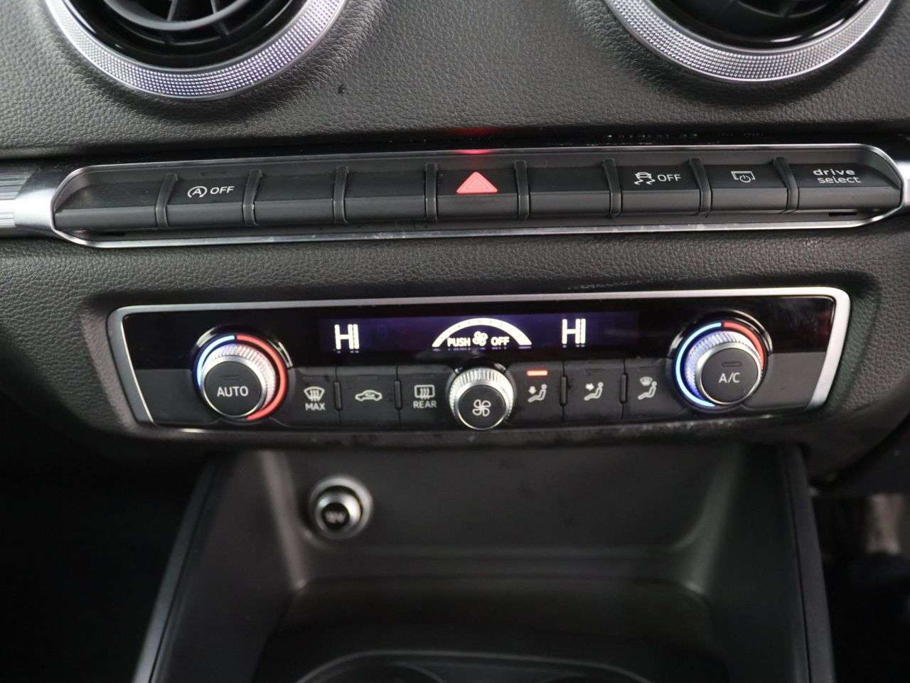 2017 AUDI A3 2017 AUDI A3