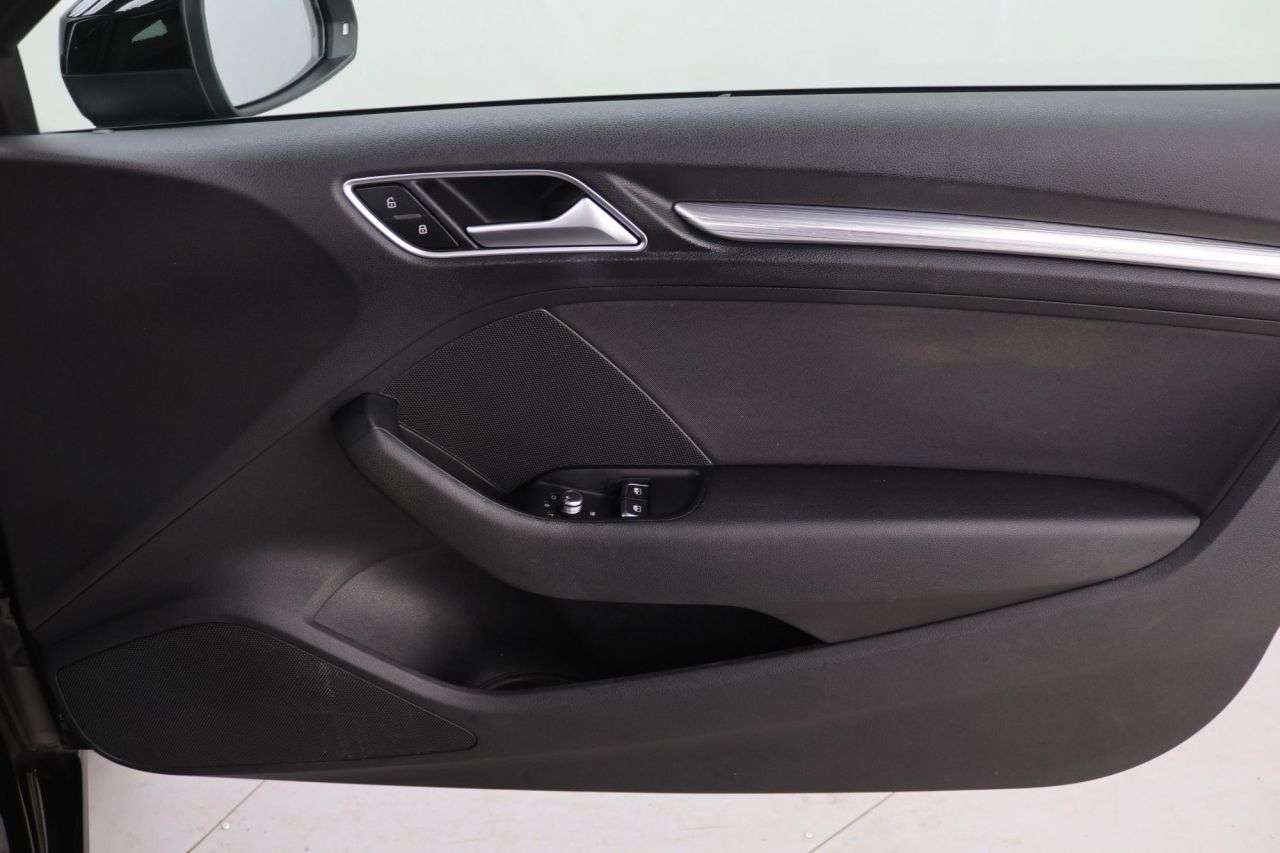 2017 AUDI A3 2017 AUDI A3