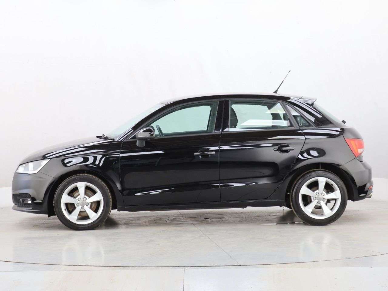 2018 AUDI A1 2018 AUDI A1