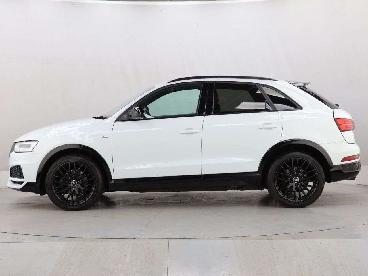 2018 AUDI Q3 2018 AUDI Q3