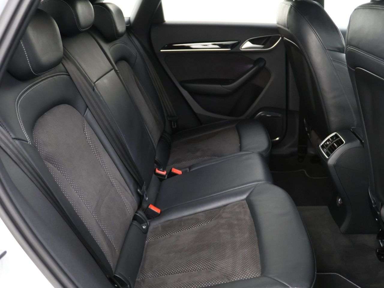 2018 AUDI Q3 2018 AUDI Q3