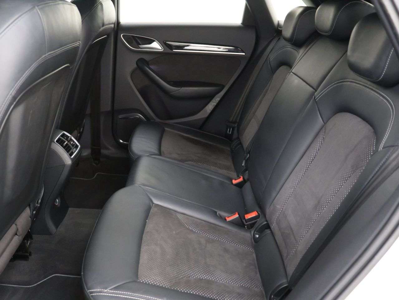 2018 AUDI Q3 2018 AUDI Q3