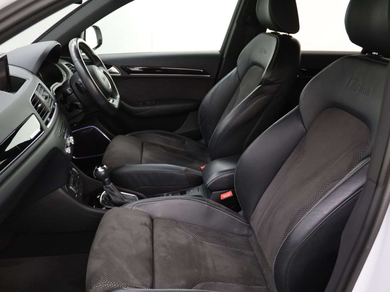 2018 AUDI Q3 2018 AUDI Q3