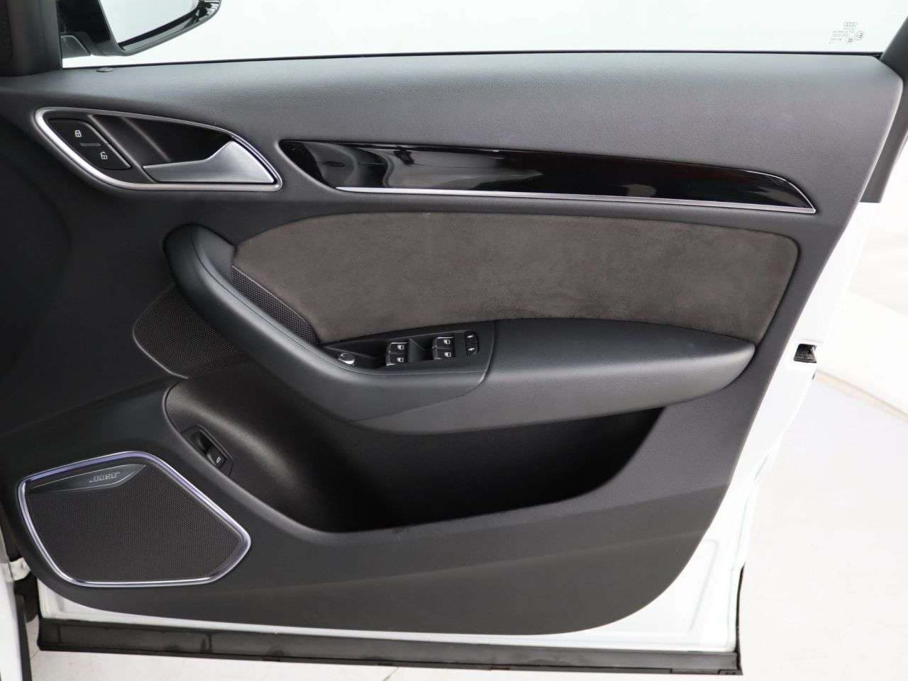 2018 AUDI Q3 2018 AUDI Q3