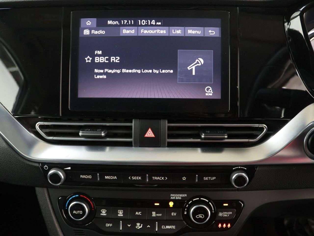 2021 KIA NIRO 2021 KIA NIRO