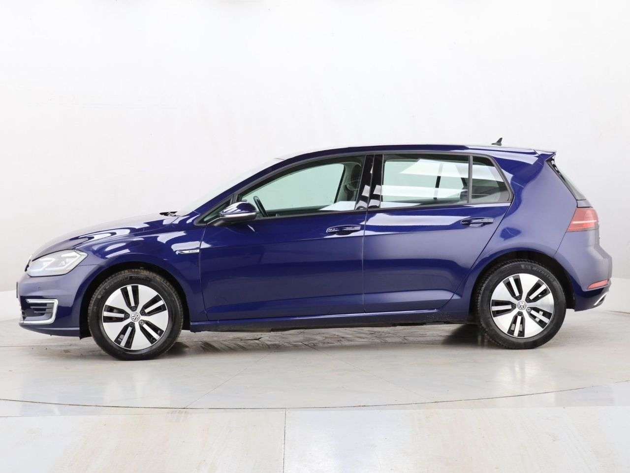 2019 VOLKSWAGEN E-GOLF 2019 VOLKSWAGEN E-GOLF