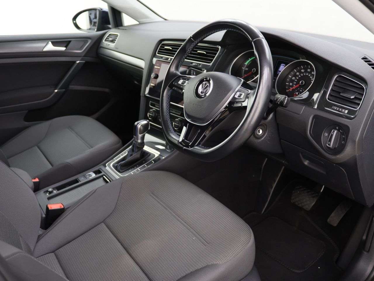 2019 VOLKSWAGEN E-GOLF 2019 VOLKSWAGEN E-GOLF