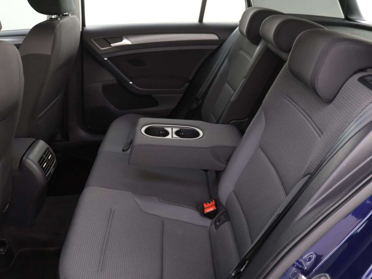 2019 VOLKSWAGEN E-GOLF 2019 VOLKSWAGEN E-GOLF