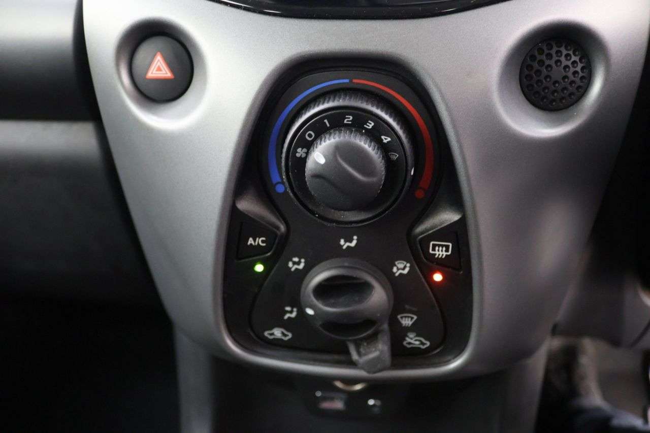 2022 TOYOTA AYGO 2022 TOYOTA AYGO