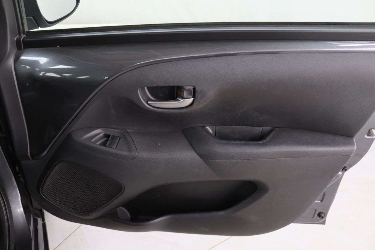 2022 TOYOTA AYGO 2022 TOYOTA AYGO