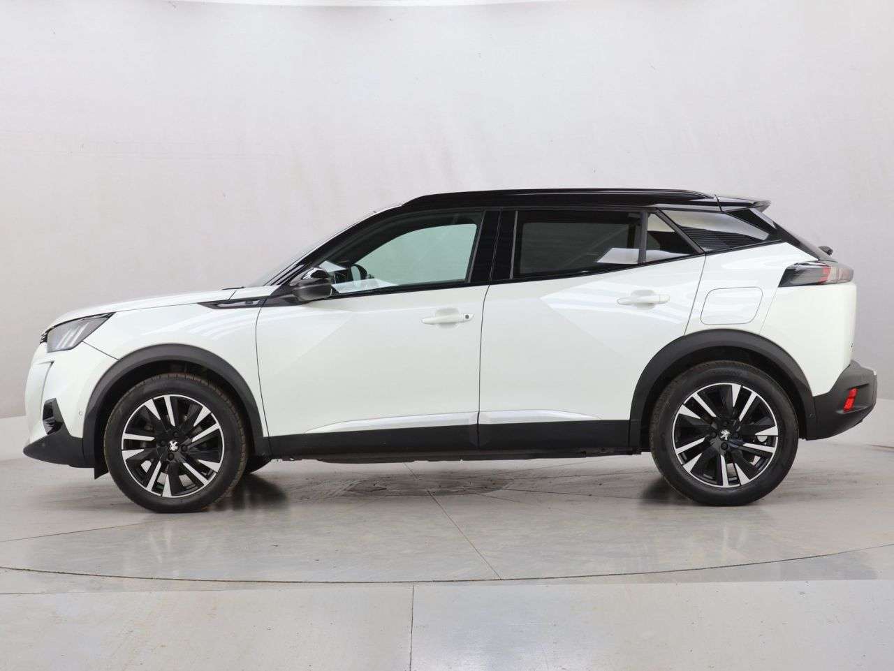 2021 PEUGEOT E-2008 2021 PEUGEOT E-2008