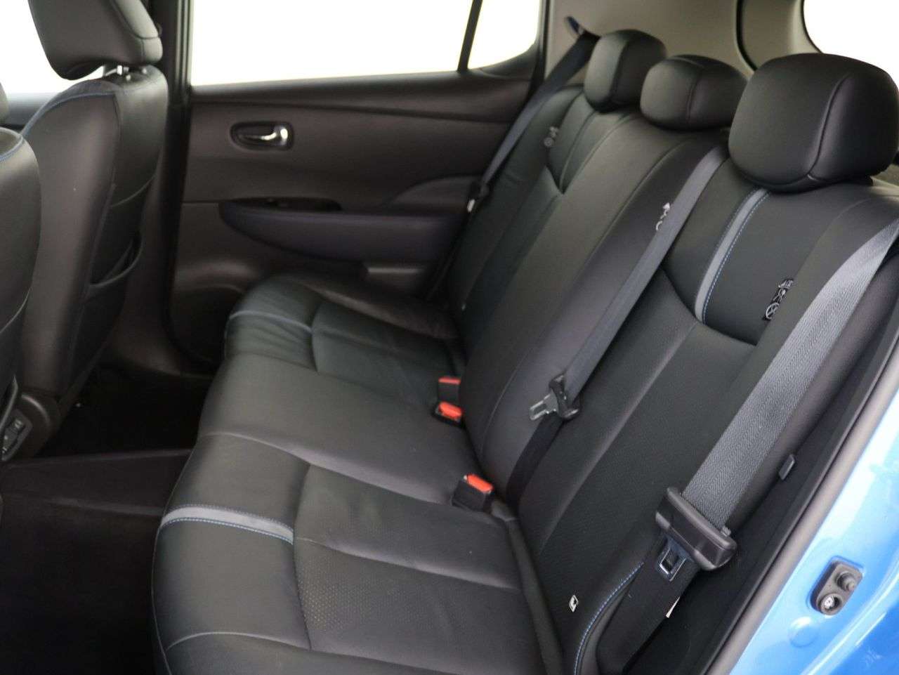 2021 NISSAN LEAF 2021 NISSAN LEAF