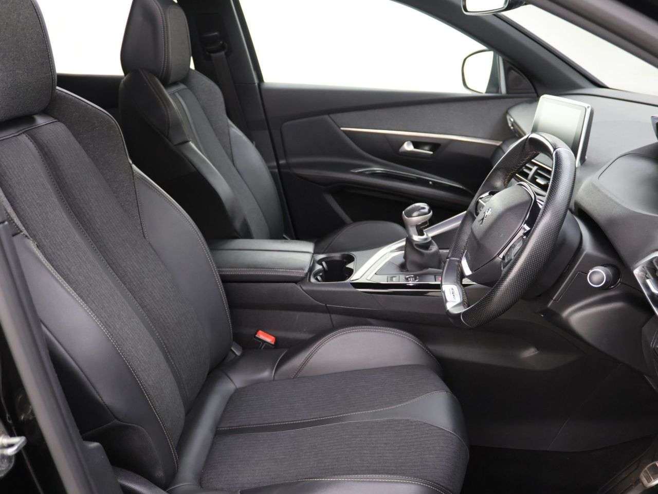 2019 PEUGEOT 3008 2019 PEUGEOT 3008