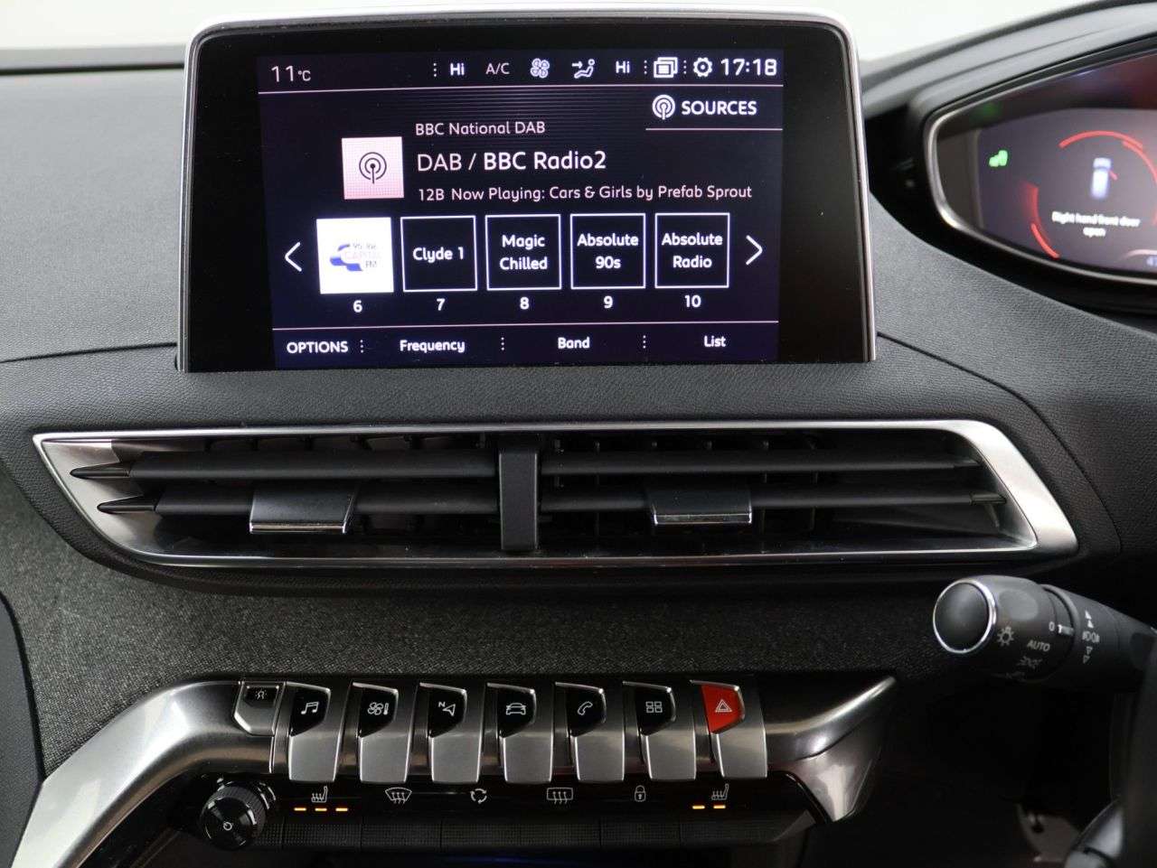 2019 PEUGEOT 3008 2019 PEUGEOT 3008