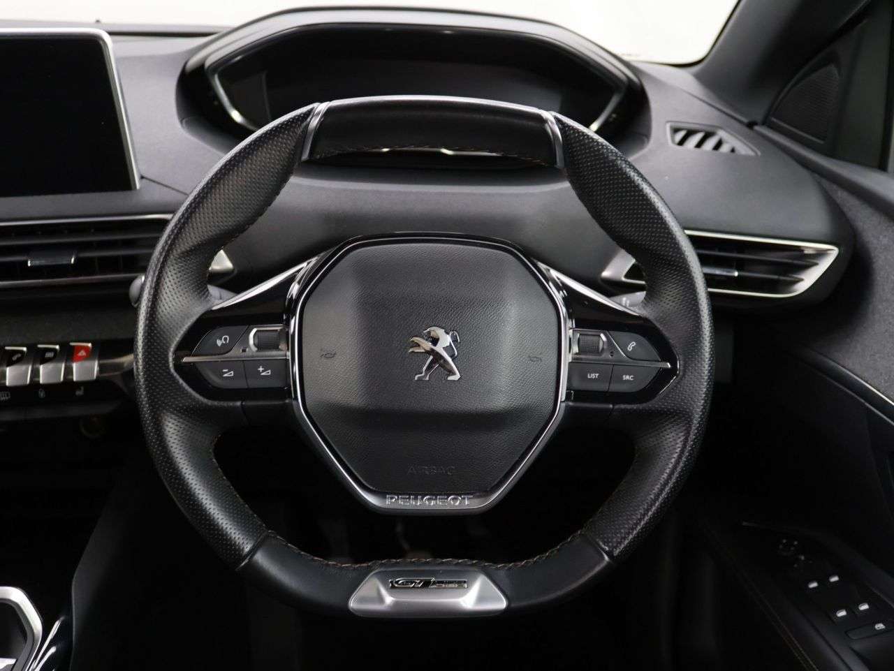 2019 PEUGEOT 3008 2019 PEUGEOT 3008