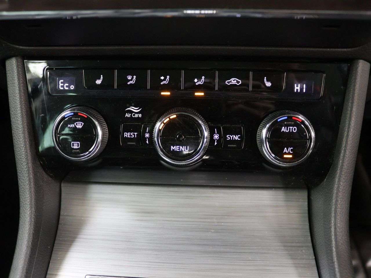 2021 SKODA SUPERB 2021 SKODA SUPERB