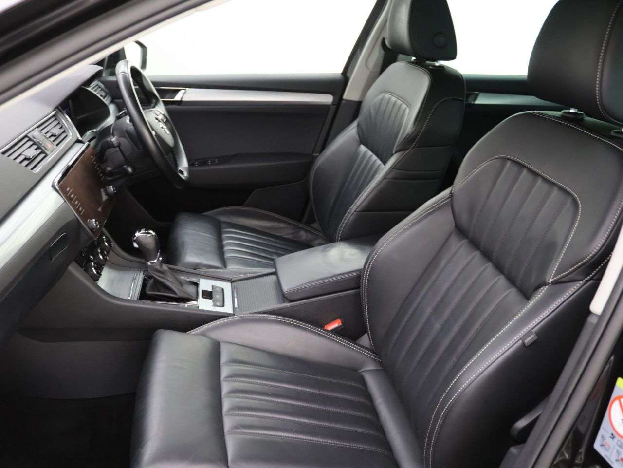 2021 SKODA SUPERB 2021 SKODA SUPERB