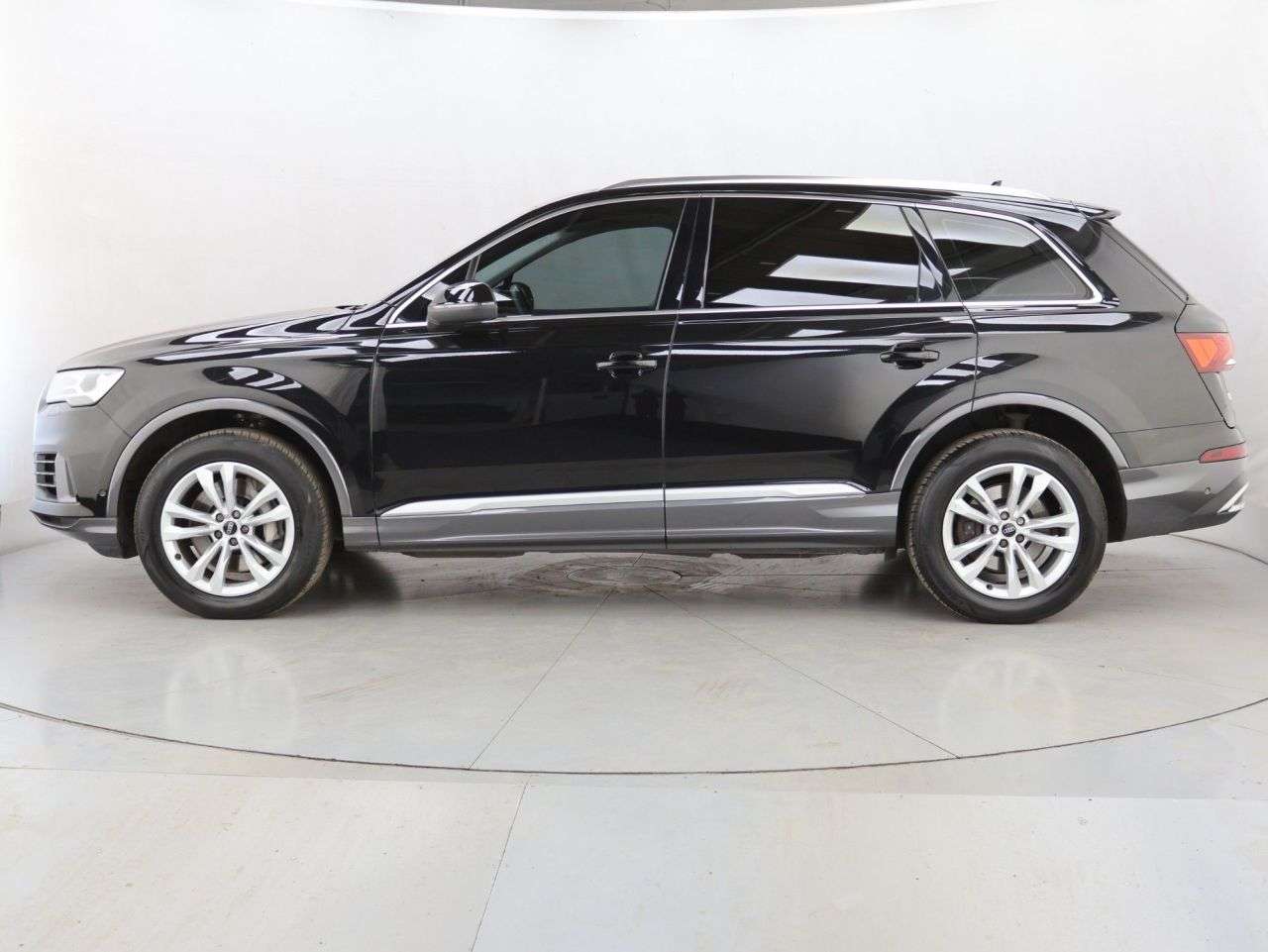 2022 AUDI Q7 2022 AUDI Q7