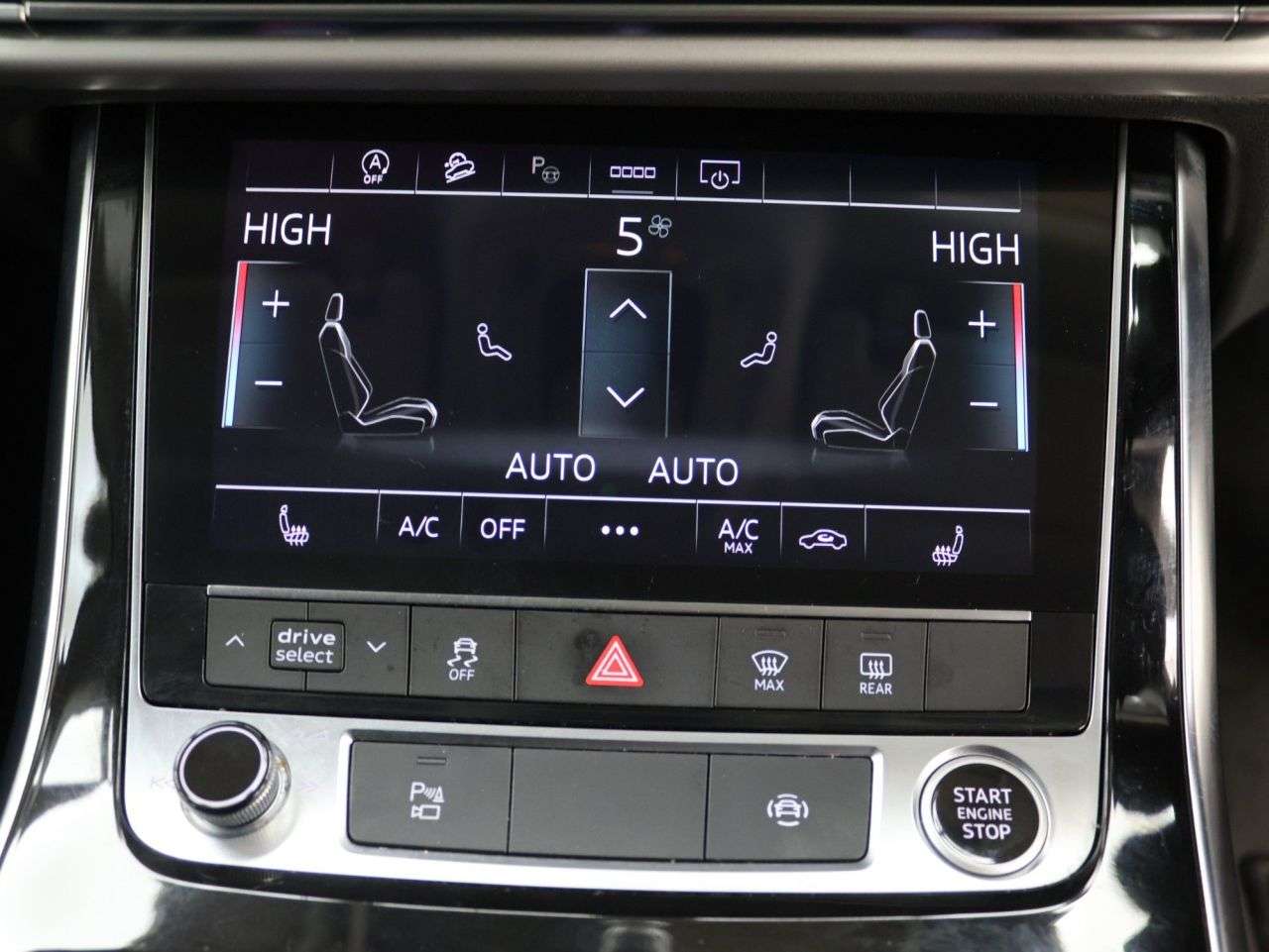 2022 AUDI Q7 2022 AUDI Q7