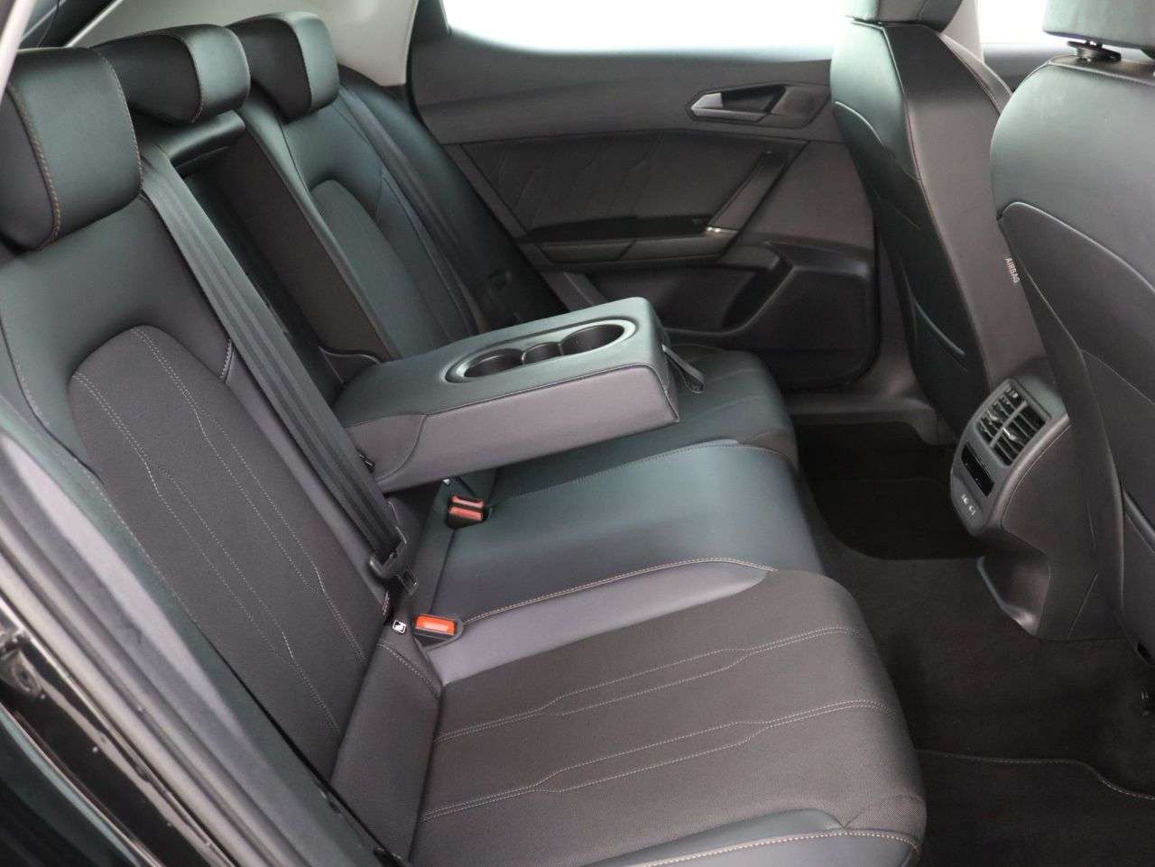 2024 CUPRA LEON 2024 CUPRA LEON