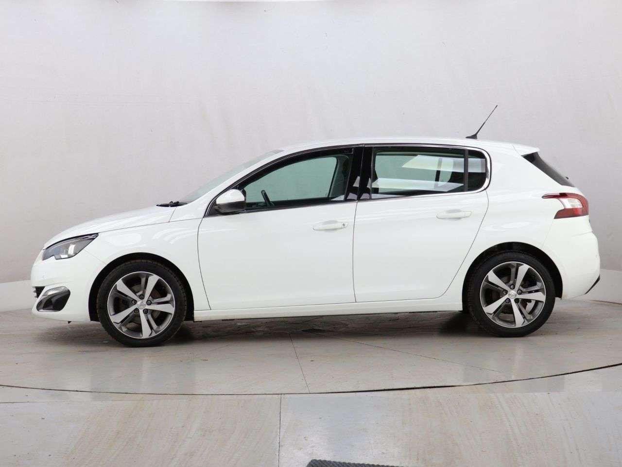 2016 PEUGEOT 308 2016 PEUGEOT 308