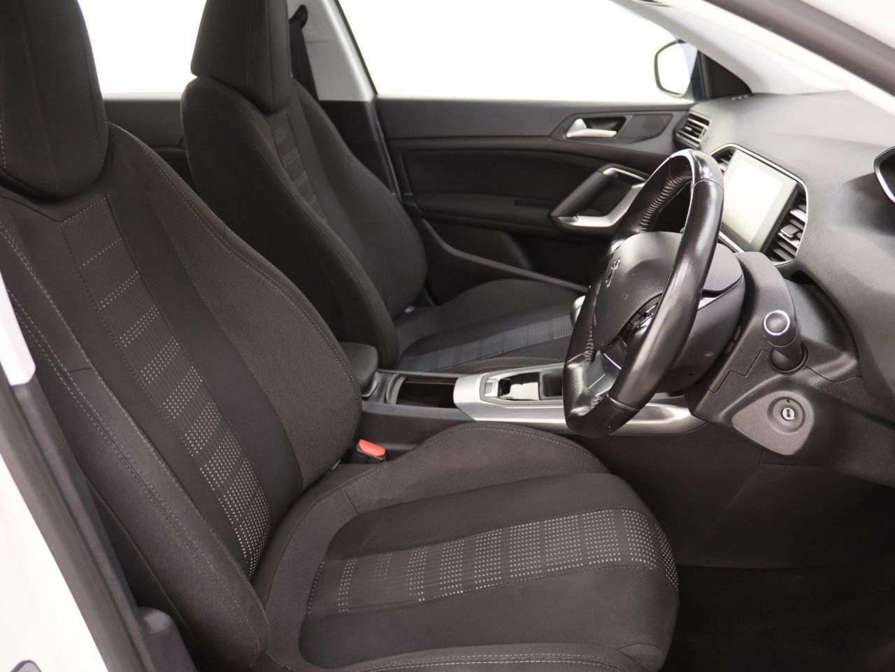 2016 PEUGEOT 308 2016 PEUGEOT 308