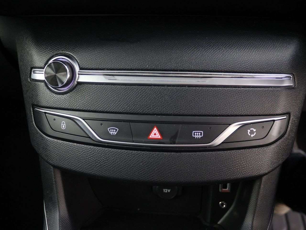 2016 PEUGEOT 308 2016 PEUGEOT 308