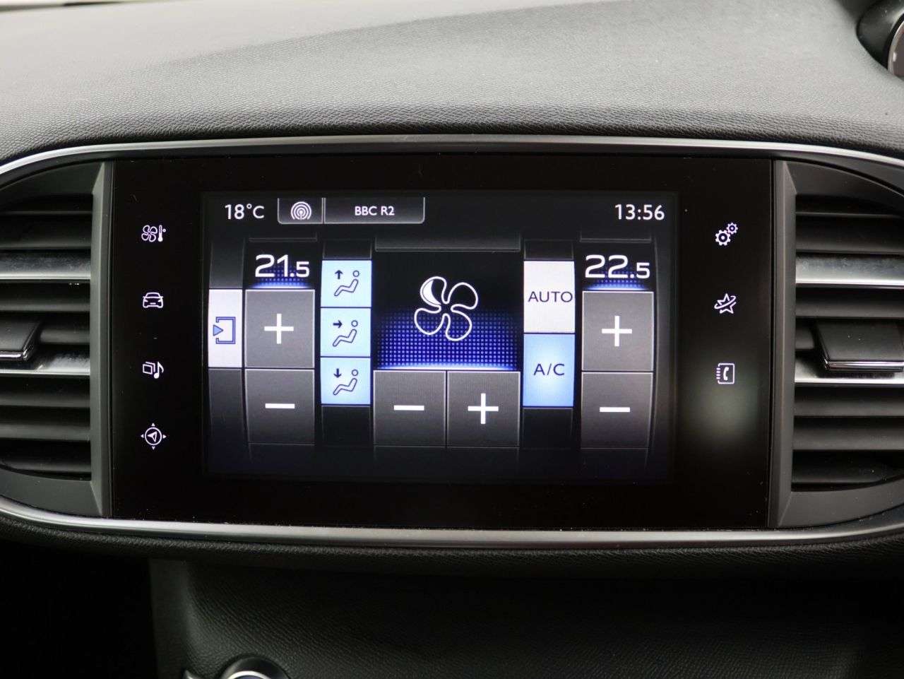 2016 PEUGEOT 308 2016 PEUGEOT 308