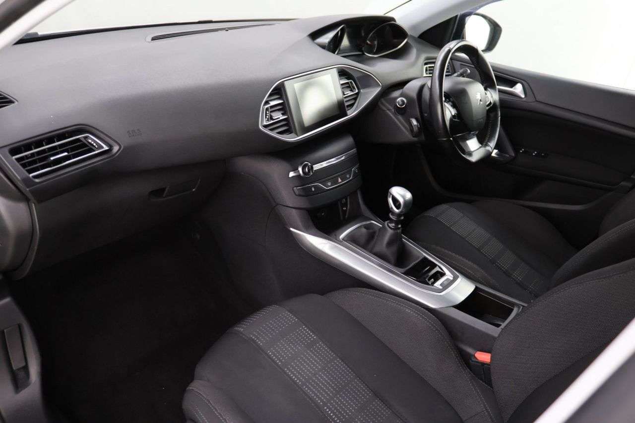 2016 PEUGEOT 308 2016 PEUGEOT 308