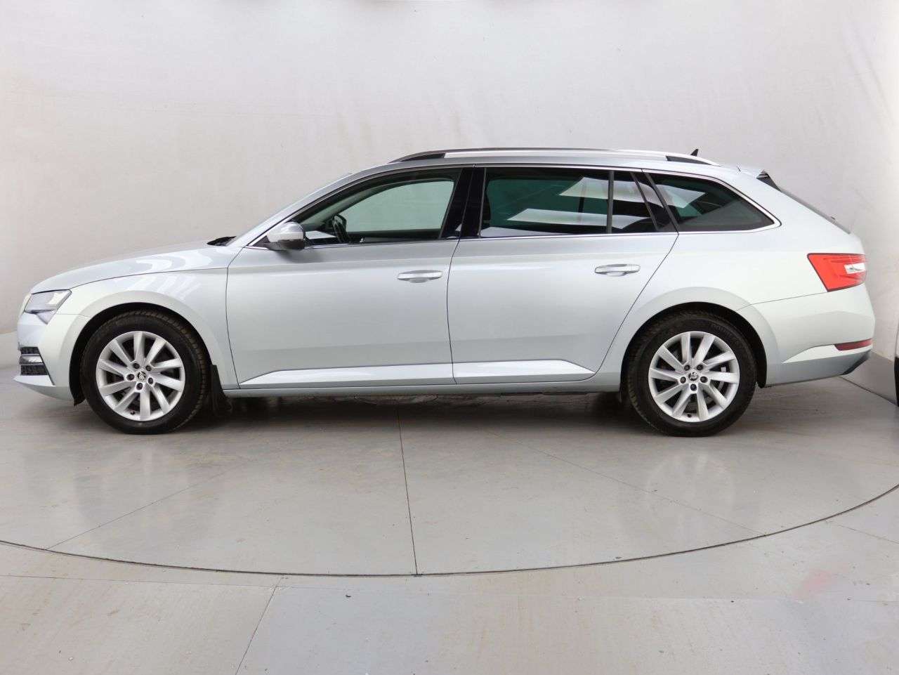 2020 SKODA SUPERB 2020 SKODA SUPERB