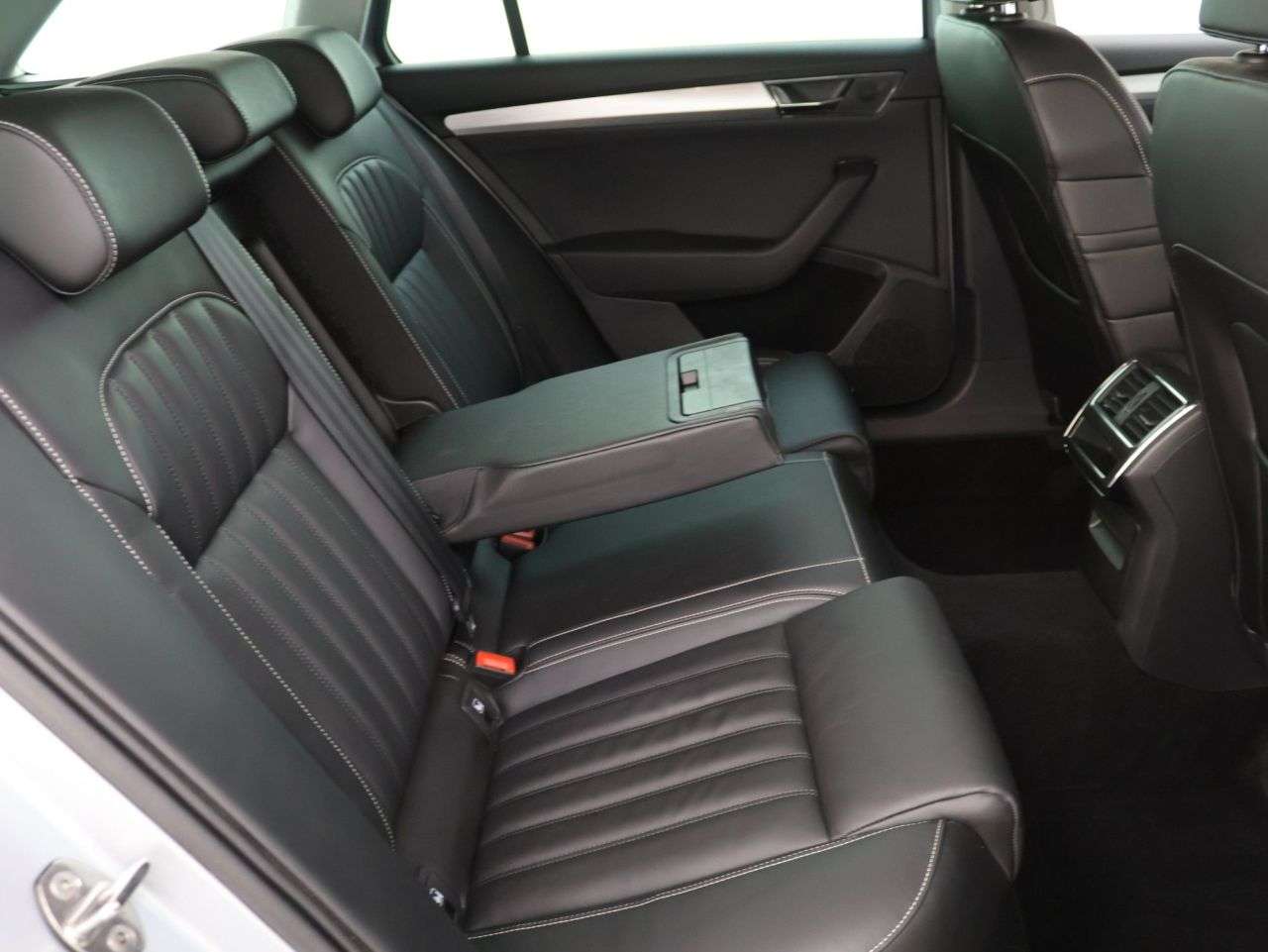 2020 SKODA SUPERB 2020 SKODA SUPERB