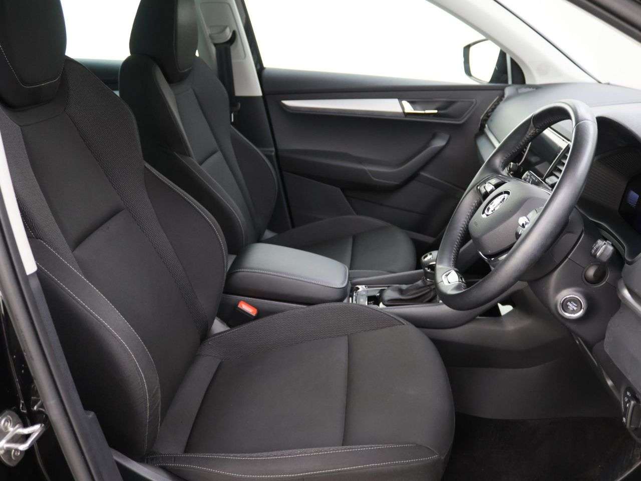 2023 SKODA KAROQ 2023 SKODA KAROQ