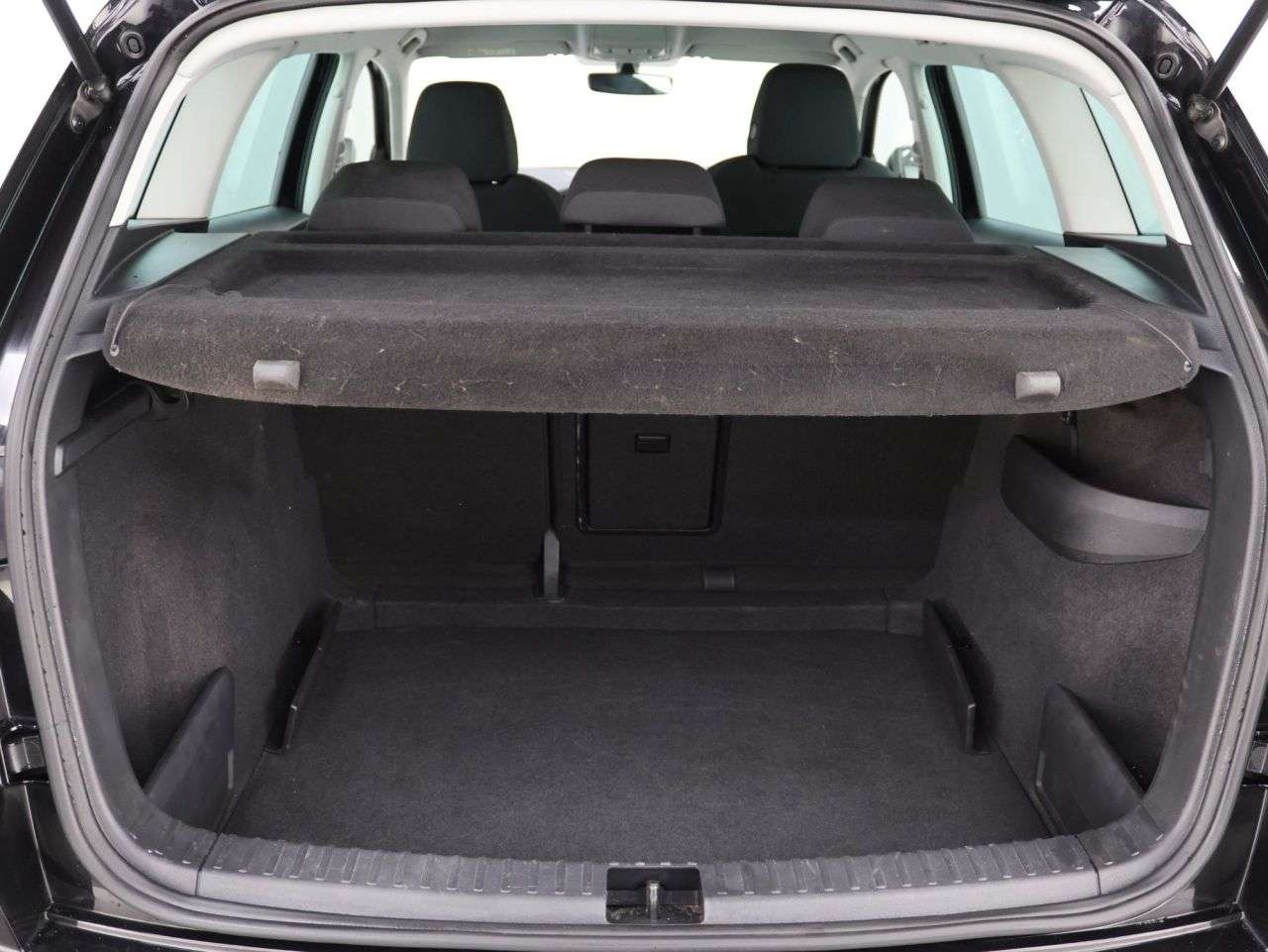 2023 SKODA KAROQ 2023 SKODA KAROQ