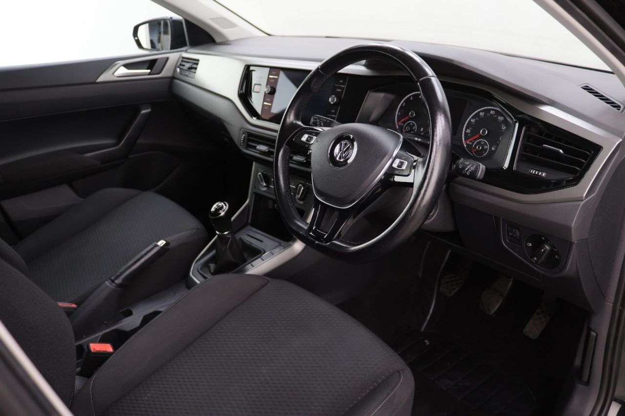 2018 VOLKSWAGEN POLO 2018 VOLKSWAGEN POLO