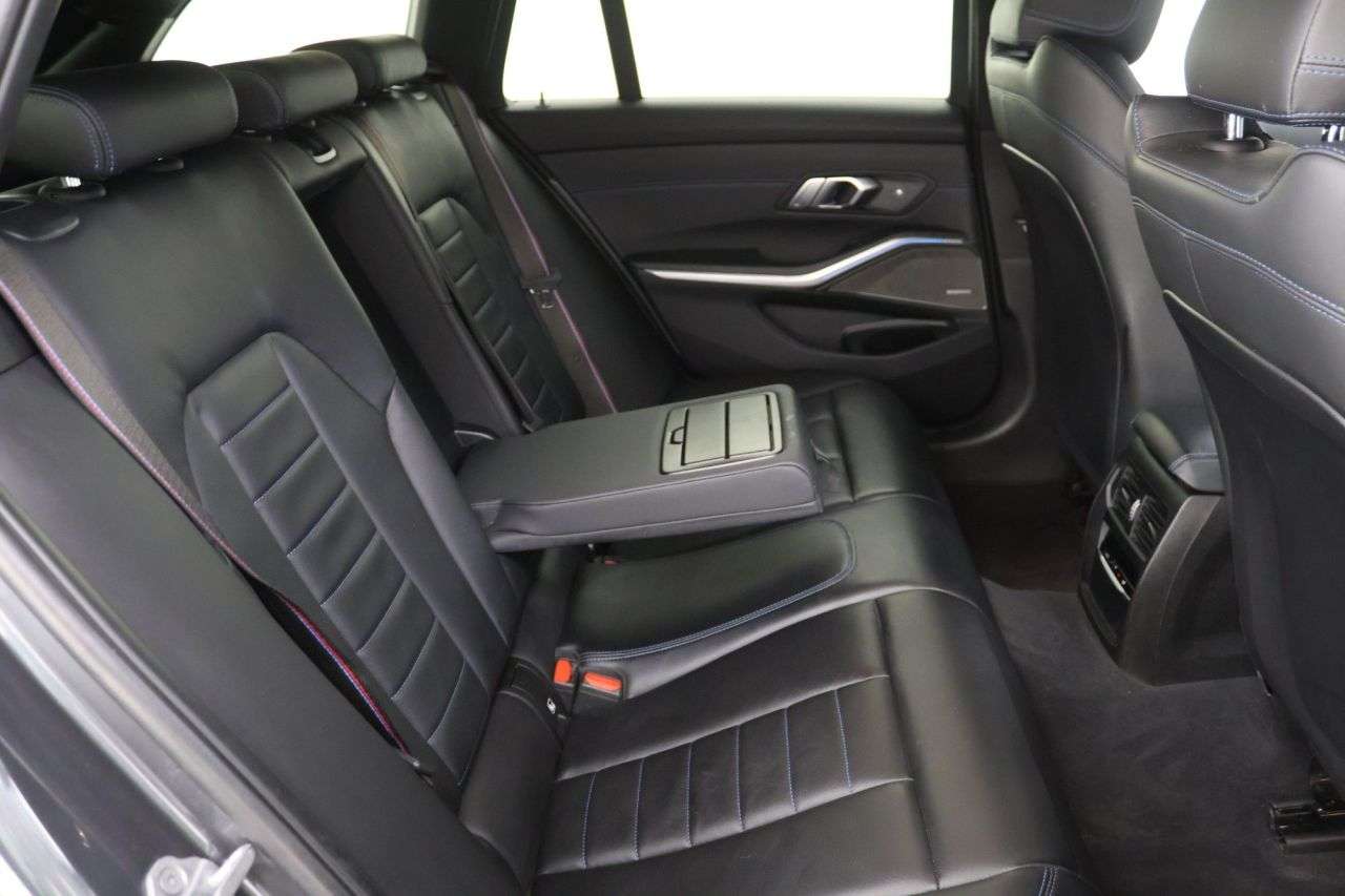 2021 BMW 3 SERIES 2021 BMW 3 SERIES