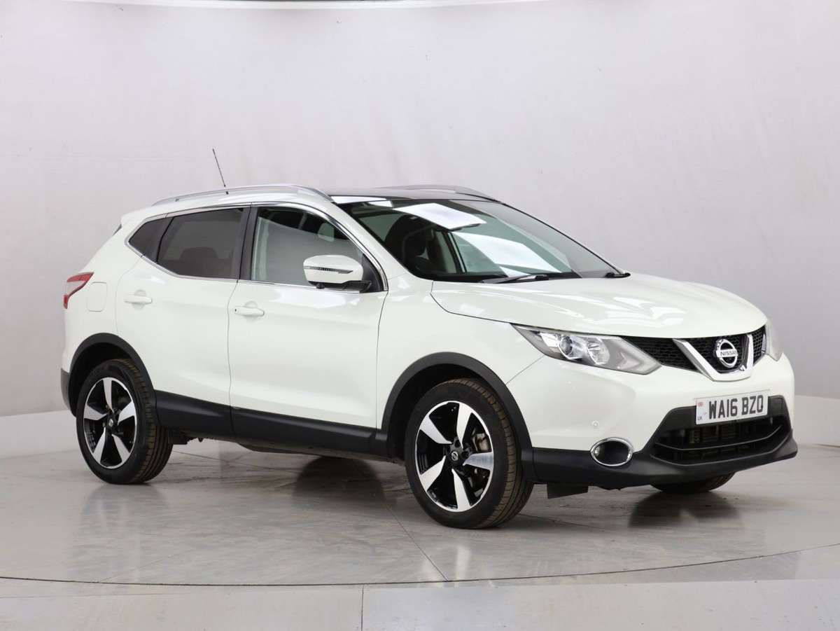 Check out this Nissan Qashqai 2016 Diesel Automatic