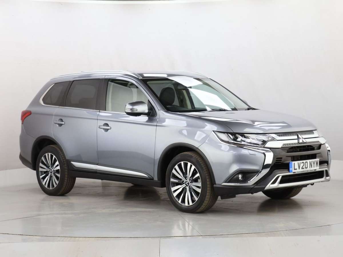 Check out this Mitsubishi Outlander 2020 Petrol Automatic