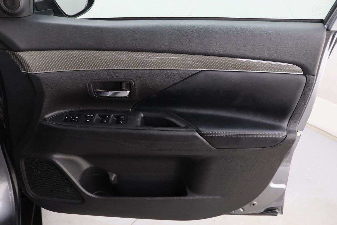 2020 MITSUBISHI OUTLANDER 2020 MITSUBISHI OUTLANDER