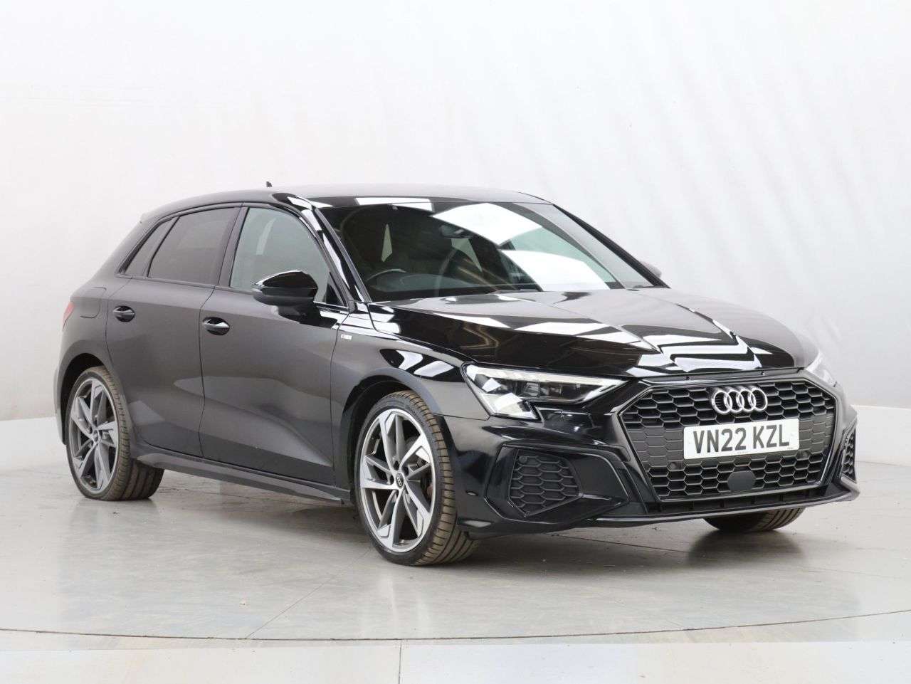 A 2022 AUDI A3 2.0 TDI 35 Edition 1 Sportback 5dr Diesel S Tronic Euro 6 (s/s) (150 ps) A 2022 AUDI A3 2.0 TDI 35 Edition 1 Sportback 5dr Diesel S Tronic Euro 6 (s/s) (150 ps)