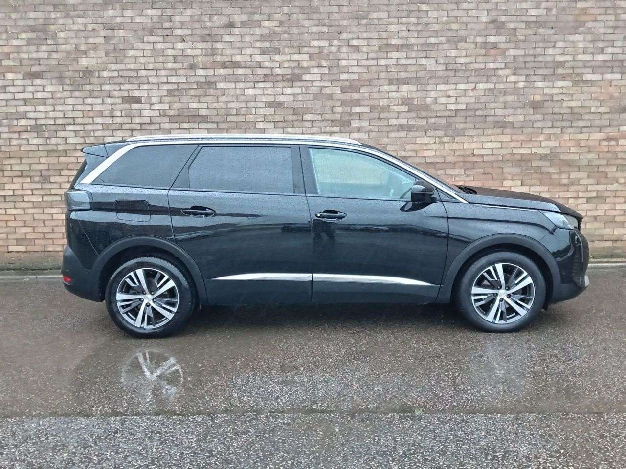 2021 PEUGEOT 5008 2021 PEUGEOT 5008