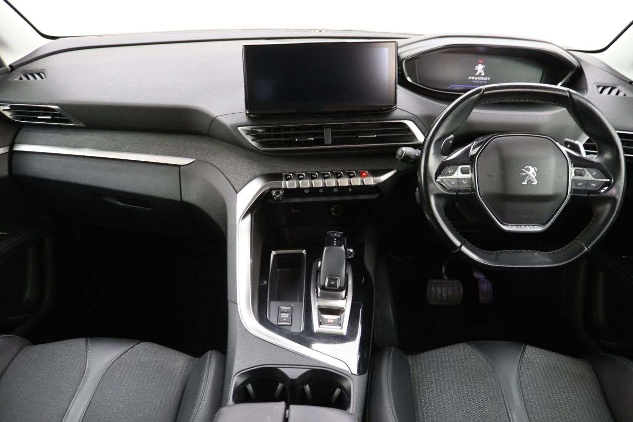 2021 PEUGEOT 5008 2021 PEUGEOT 5008