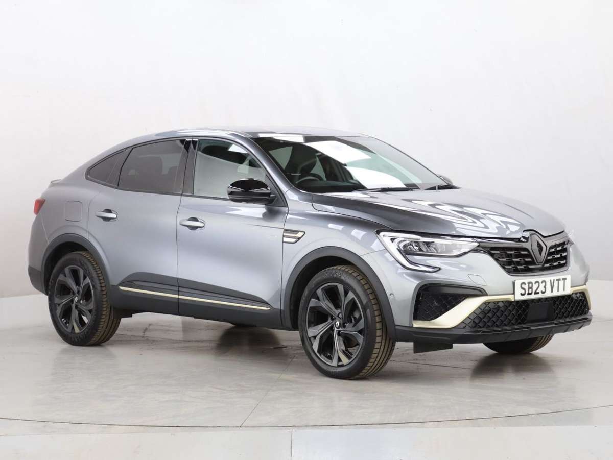 Check out this Renault Arkana 2023 Hybrid Electric Automatic