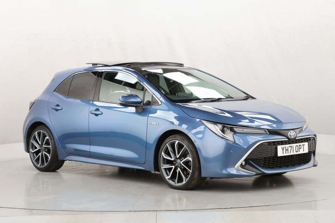 A 2021 TOYOTA COROLLA 2.0 VVT-h GPF Excel Hatchback 5dr Petrol Hybrid CVT Euro 6 (s/s) (184 ps) A 2021 TOYOTA COROLLA 2.0 VVT-h GPF Excel Hatchback 5dr Petrol Hybrid CVT Euro 6 (s/s) (184 ps)