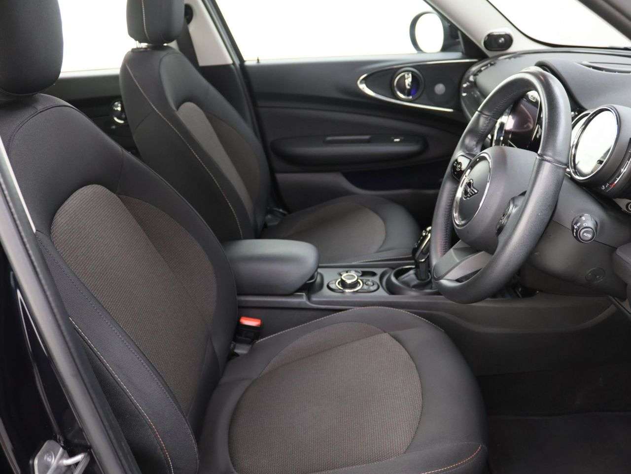 2022 MINI CLUBMAN 2022 MINI CLUBMAN