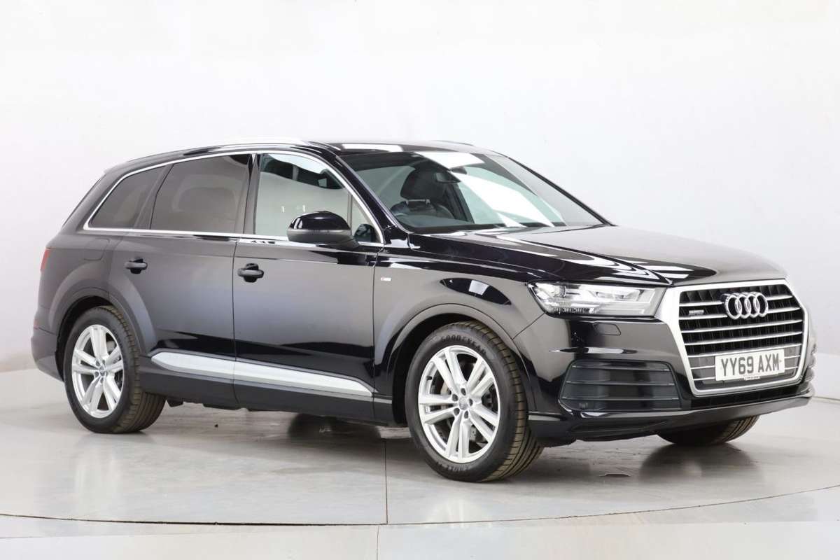 Check out this Audi Q7 2019 Diesel Automatic